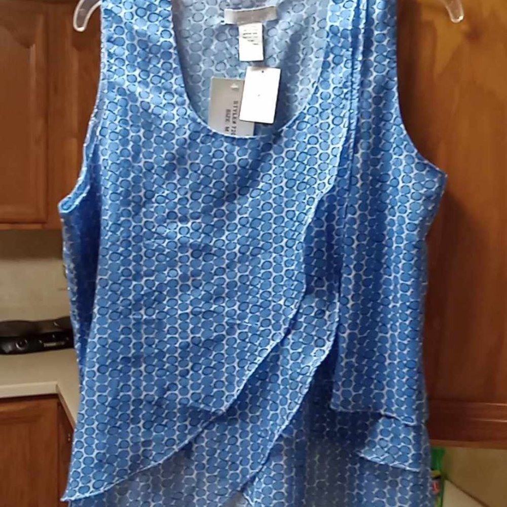 WOMENS TOP SIZE M